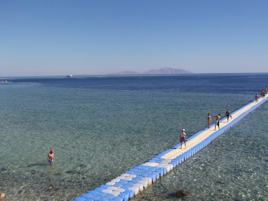 Queen Sharm Aqua Park Hotel Esterno foto