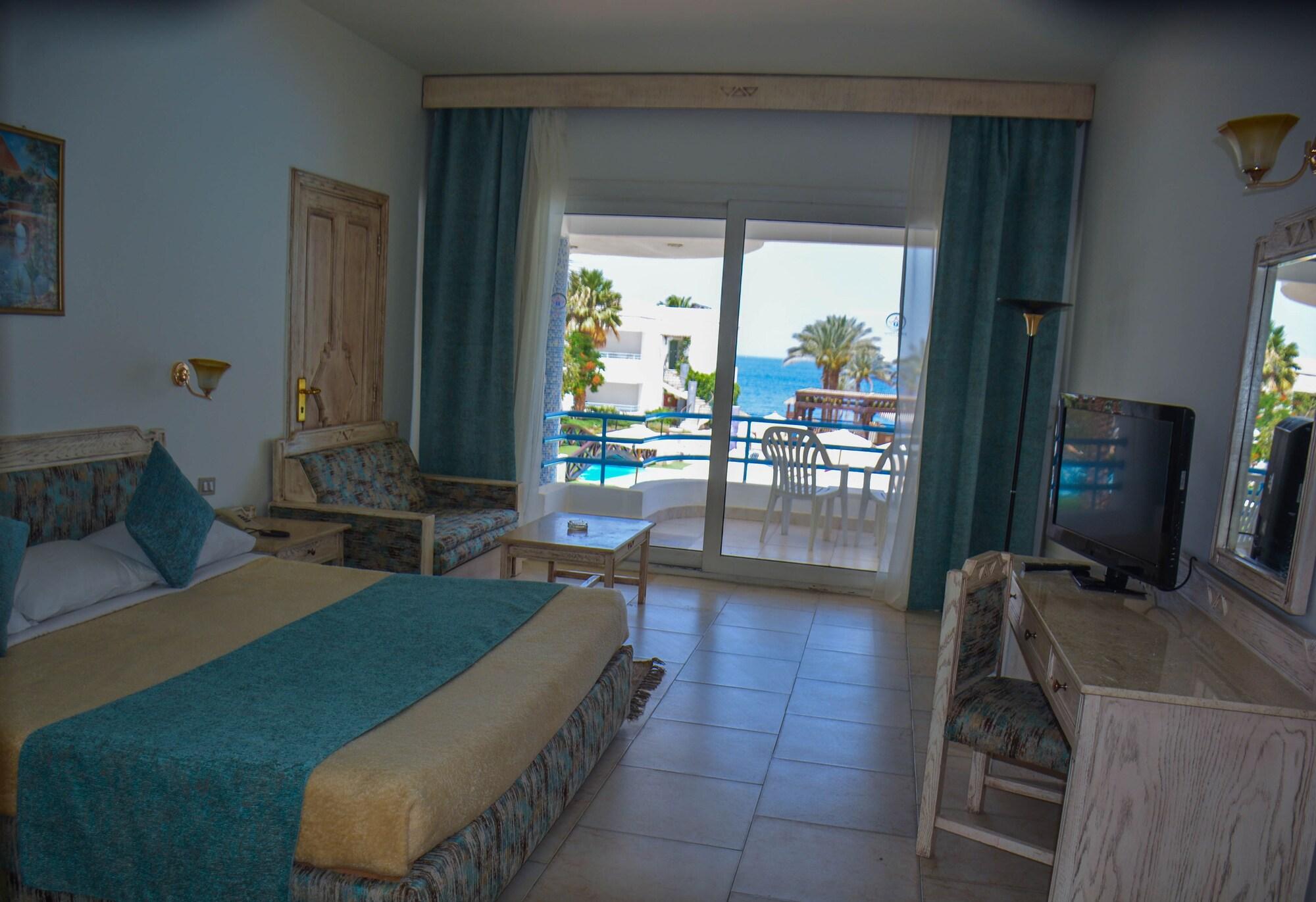 Queen Sharm Aqua Park Hotel Esterno foto