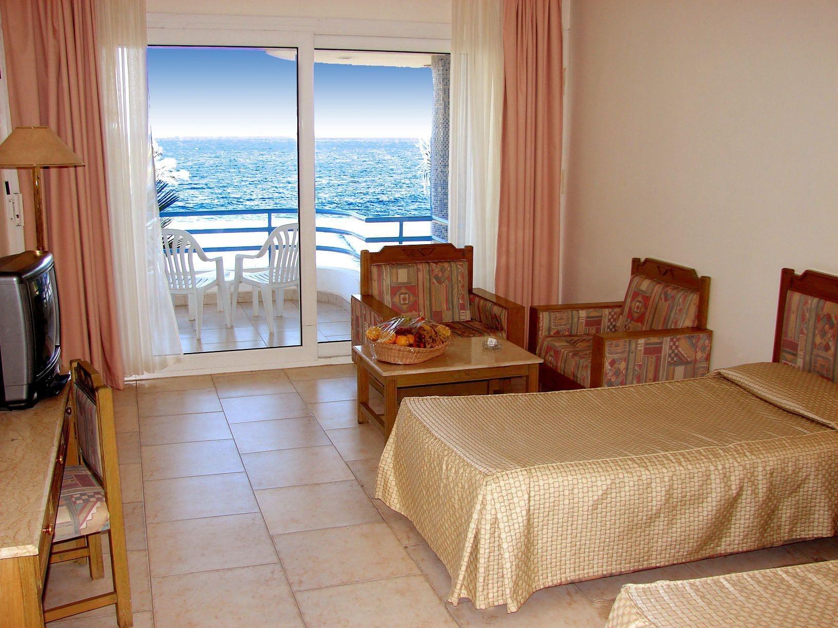 Queen Sharm Aqua Park Hotel Esterno foto