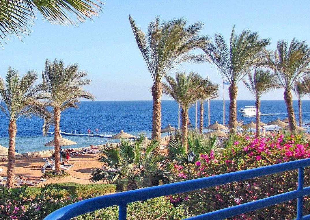 Queen Sharm Aqua Park Hotel Esterno foto